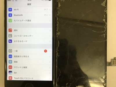 北九州市小倉南区よりiPhone7のガラス割れ