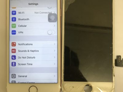北九州市よりiPhone7の液晶不具合