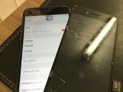 北九州市よりiPhone8の液晶不具合