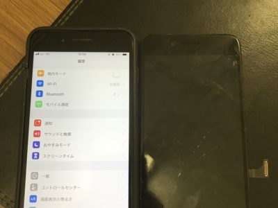 北九州市よりiPhone8Plusの液晶不具合