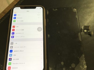 北九州市よりiPhoneXの液晶不具合