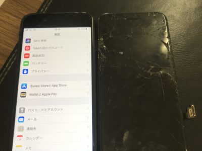 北九州市よりiPhone7の液晶不具合（HQパネル）