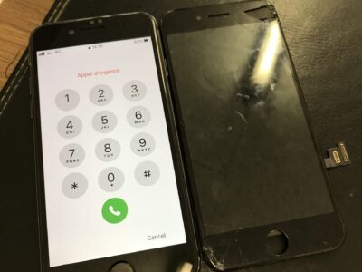 北九州市よりiPhone8のガラス割れ修理（HQパネル）