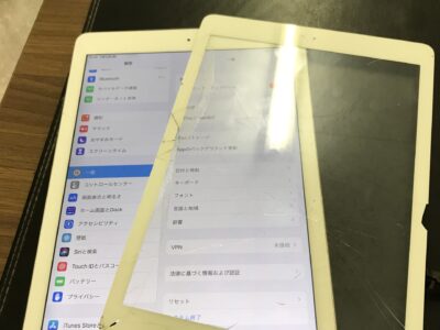 北九州市よりiPad5のガラス割れ修理