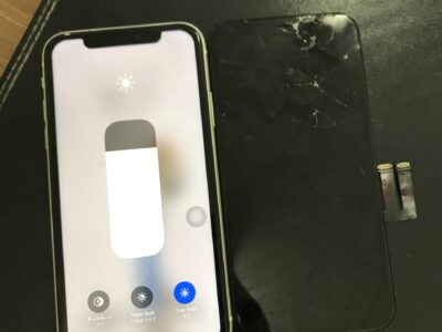 北九州市よりiPhone11のガラス割れ修理