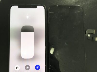 北九州市よりiPhoneXの液晶不具合