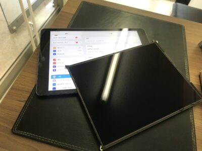 北九州市よりiPad8の液晶不具合