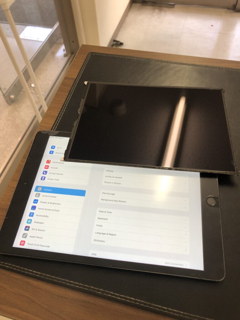 北九州市　iPad7　液晶不具合　小倉