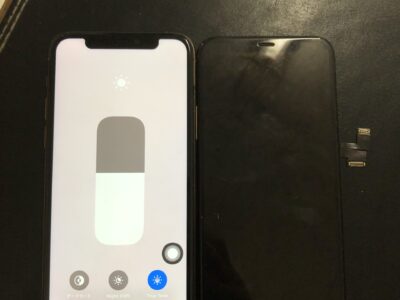 北九州市よりiPhone11Proの液晶不具合