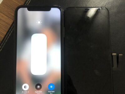 北九州市よりiPhone11の液晶不具合