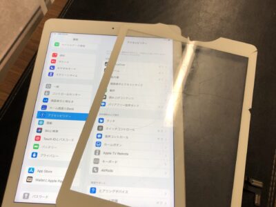 北九州市よりiPad5のガラス割れ修理