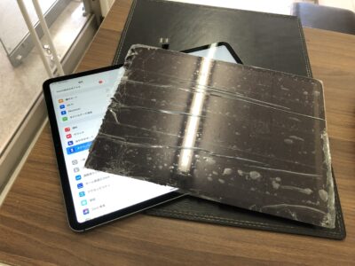 北九州市よりiPadPro12.9第3世代の液晶不具合