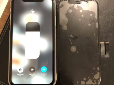 北九州市よりiPhone11の液晶不具合