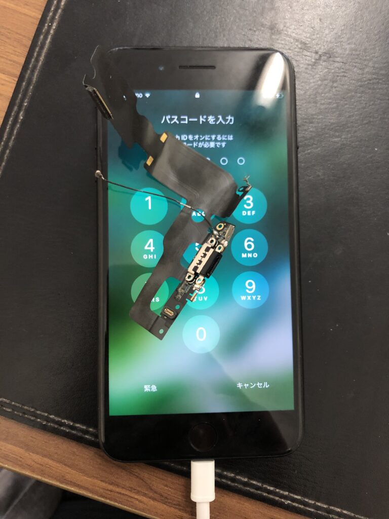 北九州市　iPhone7Plus　ライトニングコネクタ交換　小倉
