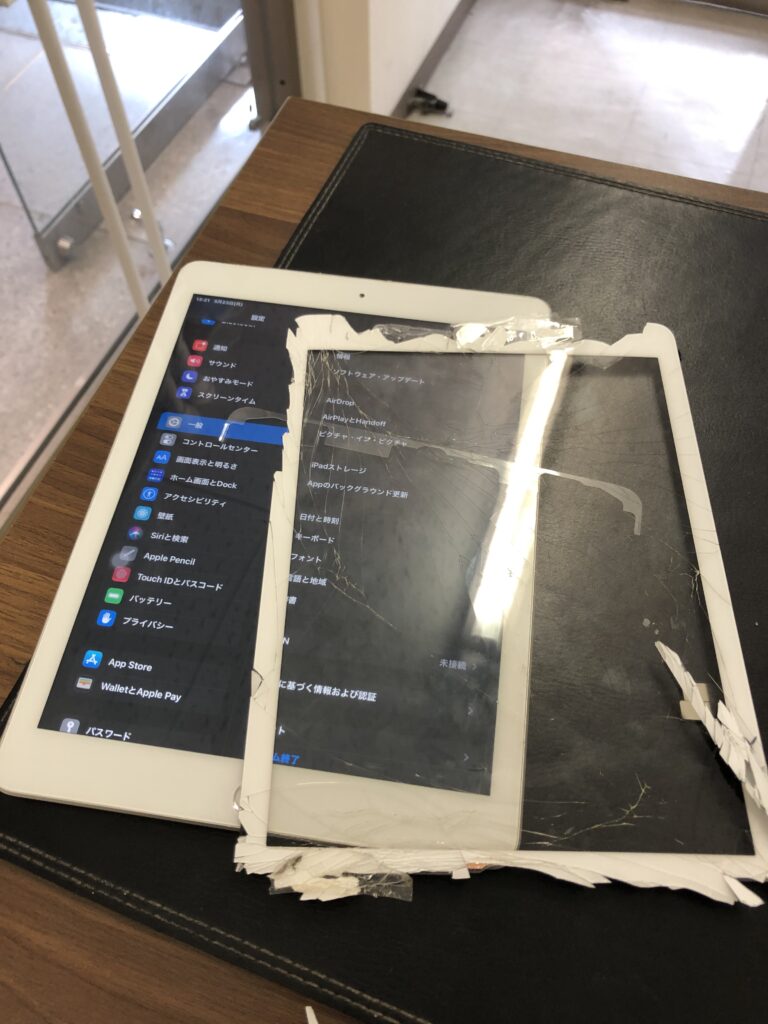 北九州市よ　iPad6　ガラス割れ修理　小倉