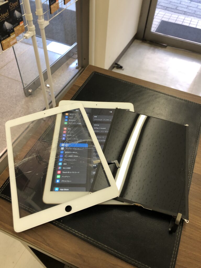 北九州市　iPad5の液晶不具合　ガラス割れ修理　小倉