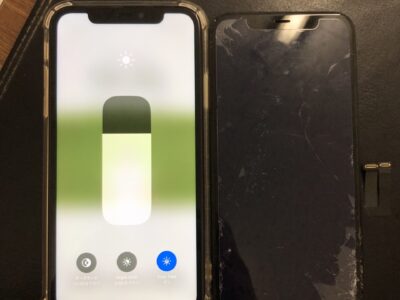 北九州市よりiPhone11の液晶不具合
