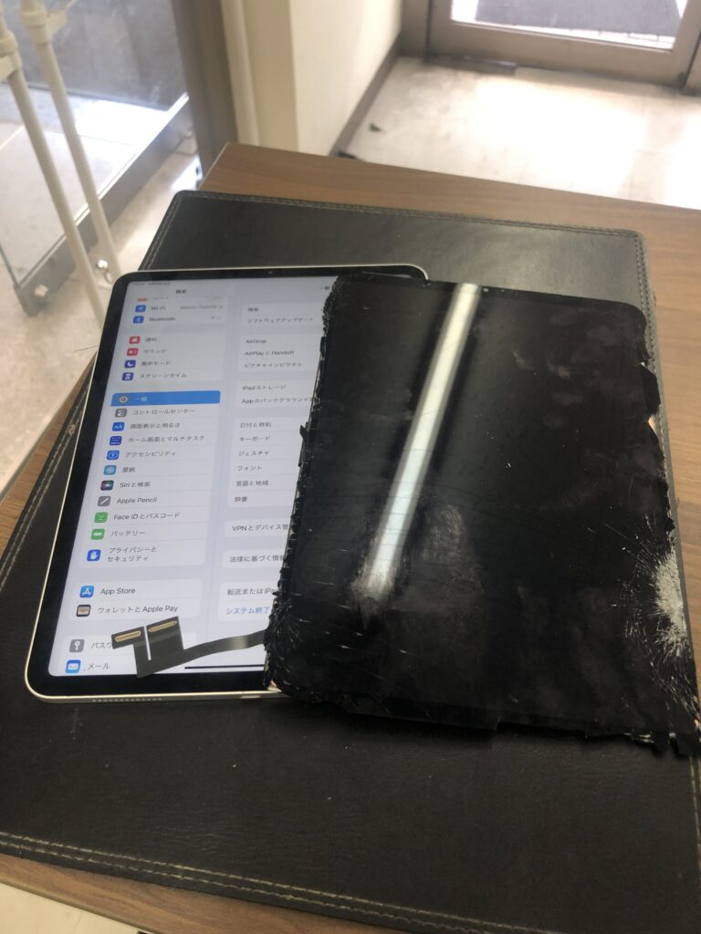 北九州市　小倉　iPadPro11第2世代　ガラス割れ修理