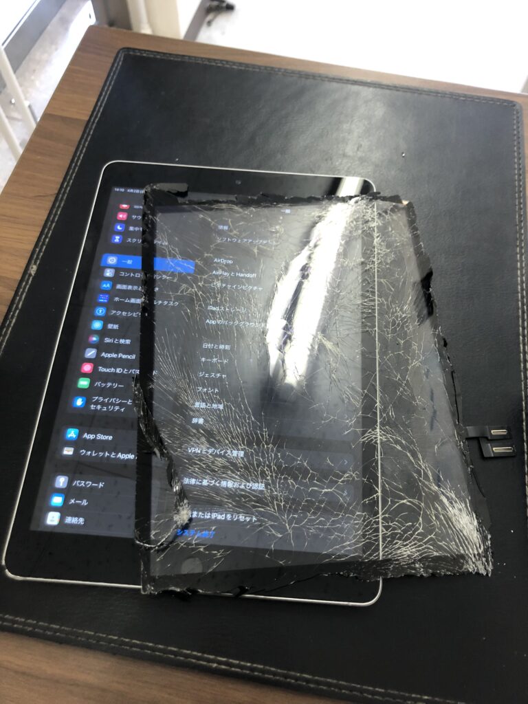 北九州市　小倉　iPad9　ガラス割れ修理