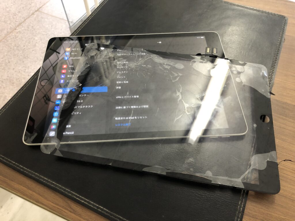 北九州　小倉　iPad9　ガラス割れ修理