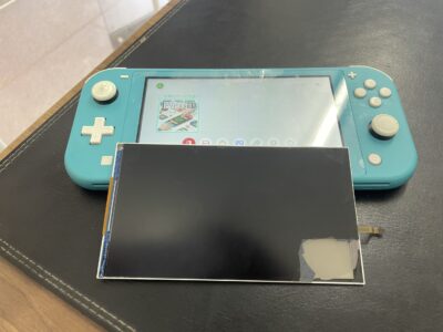 北九州市より任天堂SwitchLiteの液晶不具合