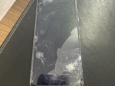 Google Pixel 7a ガラス割れ・表示不良の修理を徹底解説｜症状・原因・修理内容・注意点まで詳しく紹介